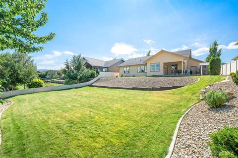 Photo of 3513 Dianna Way, Wenatchee, WA 98801 (MLS # 2550960)