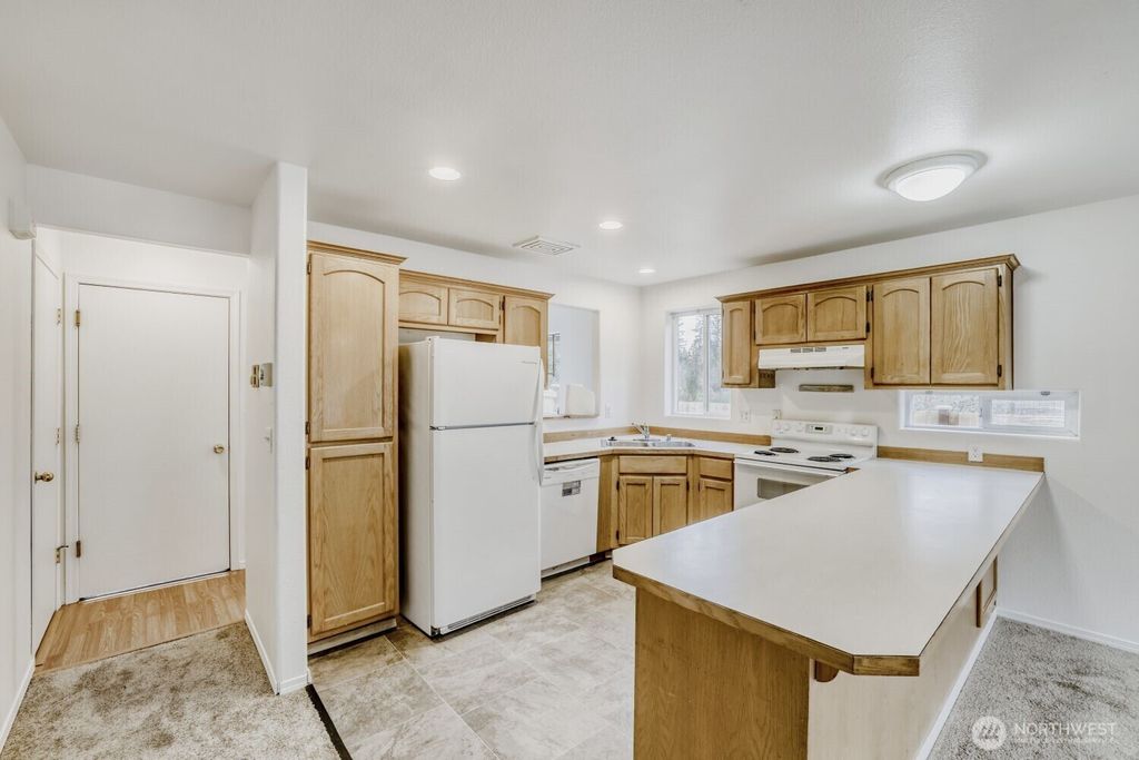 Photo of 5707 130th Place NE, Marysville, WA 98271 (MLS # 2462865)