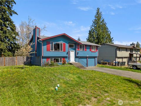 2890 NE 72nd Street, Bremerton, WA 98311 - MLS#: 2361386