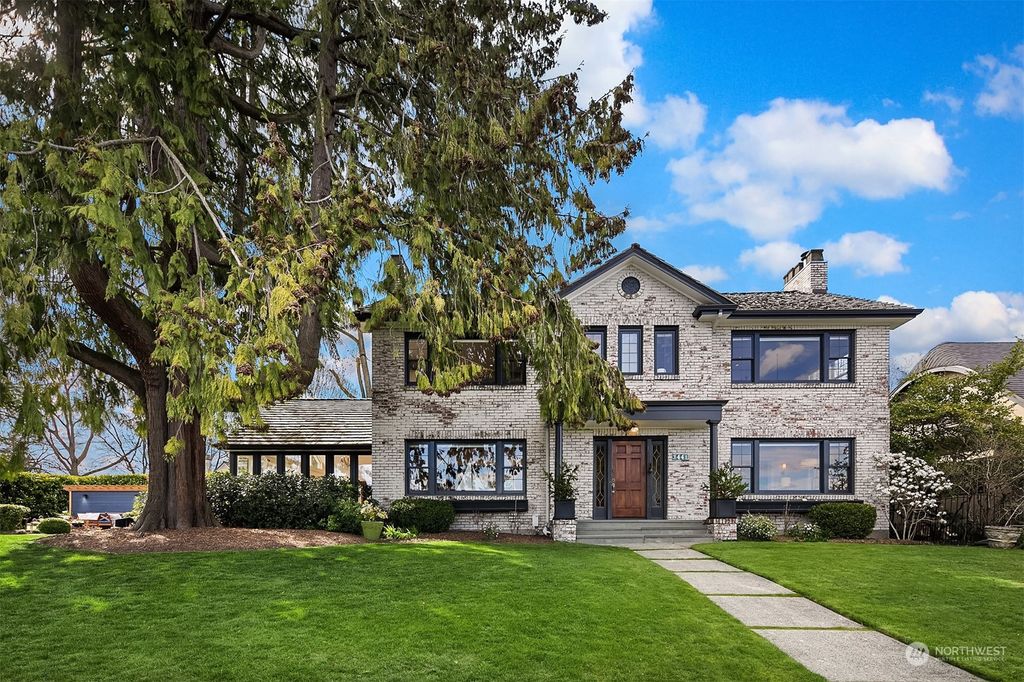 Photo of 3441 Cascadia Avenue S, Seattle, WA 98144 (MLS # 2049658)