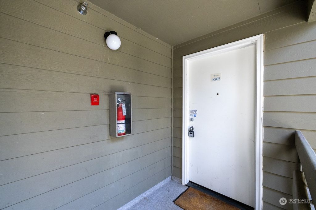 Photo of 1852 S 284th Lane #K-203, Federal Way, WA 98003 (MLS # 2287606)