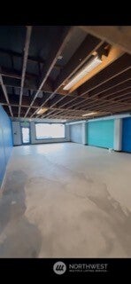 125 E North Bend Way