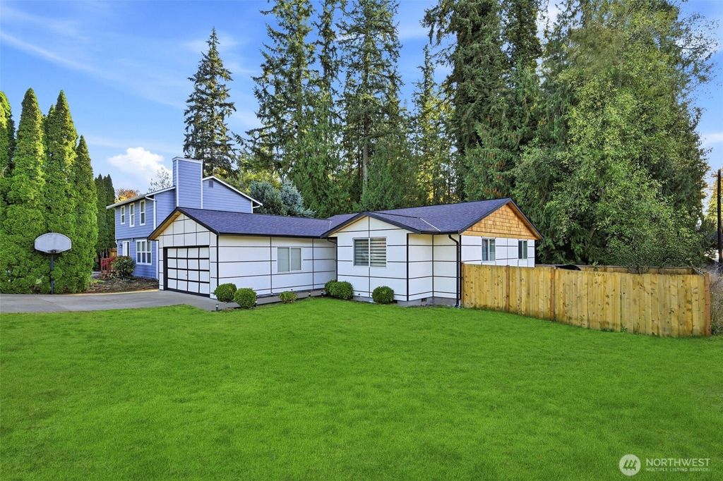 Photo of 5108 130th Pl Pl NE, Marysville, WA 98271 (MLS # 2451781)