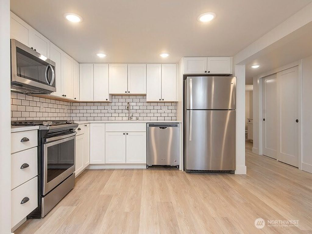 listing image 9369624419883053463
