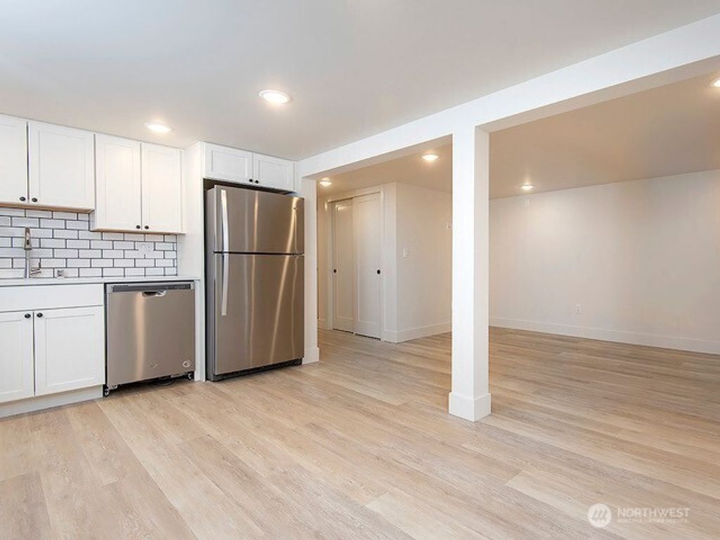 listing image 9362918590102014708
