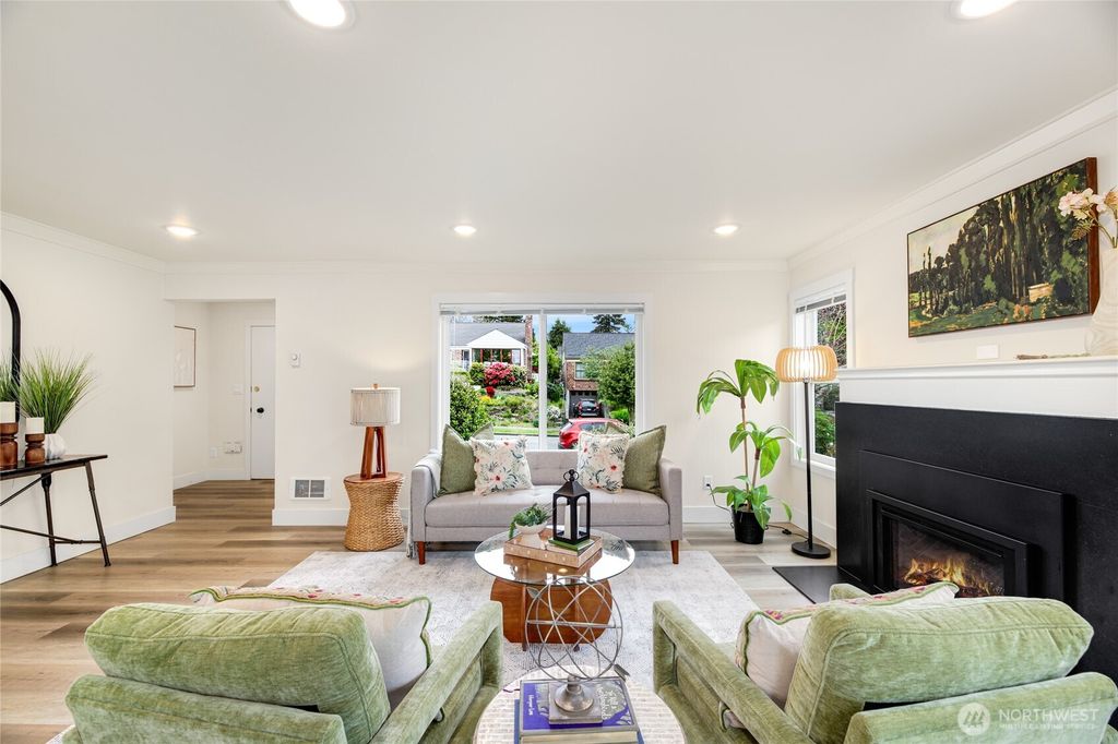 listing image 9365468471641712711