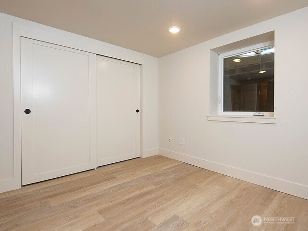 listing image 9365850642426612982