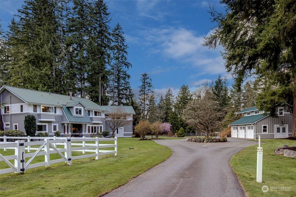 Photo of 13329 220th Court NE, Woodinville, WA 98077 (MLS # 2236934)