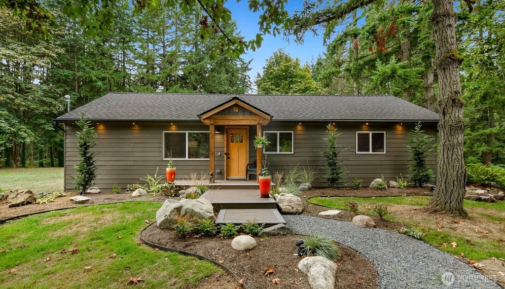Photo of 19002 SE State Route 9, Snohomish, WA 98296 (MLS # 2579911)