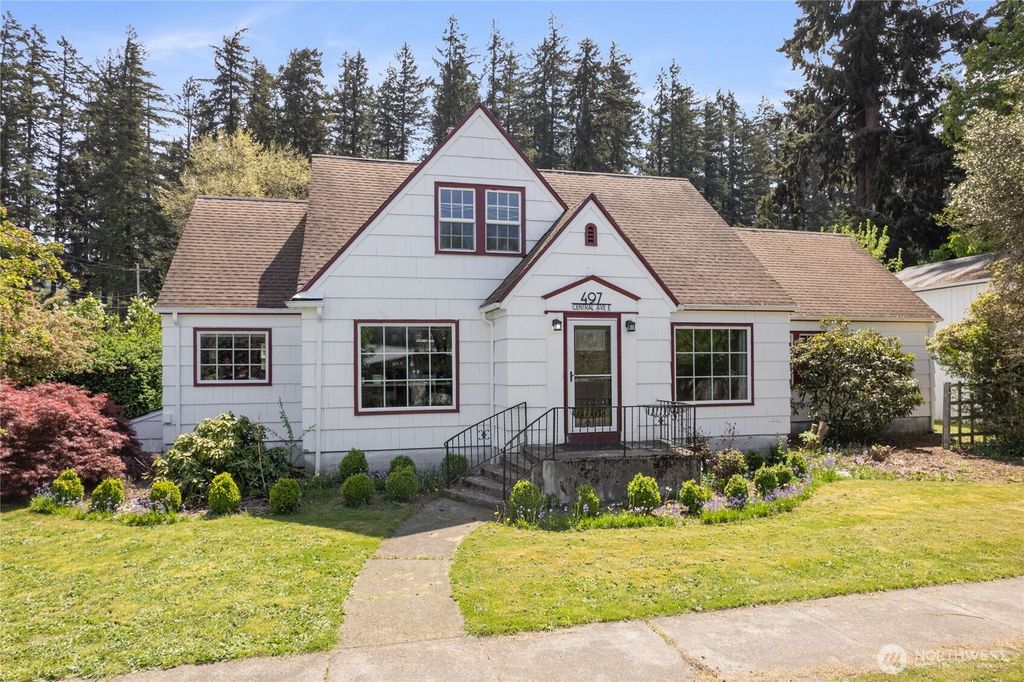 Photo of 497 Central Avenue E, Tenino, WA 98589 (MLS # 2515192)