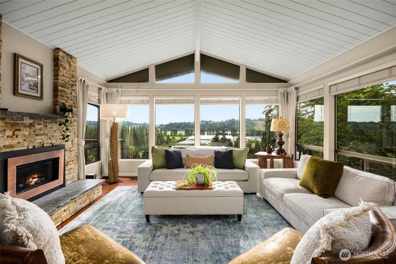 13244 Woodinville-Redmond Road NE