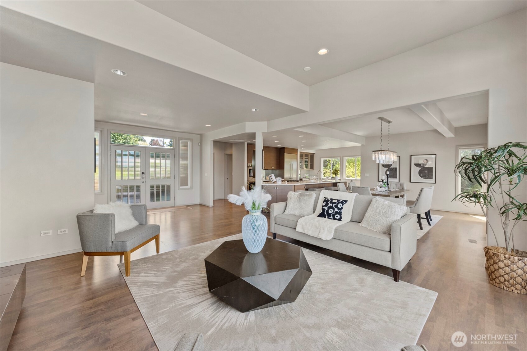 11121 NE 91ST Lane