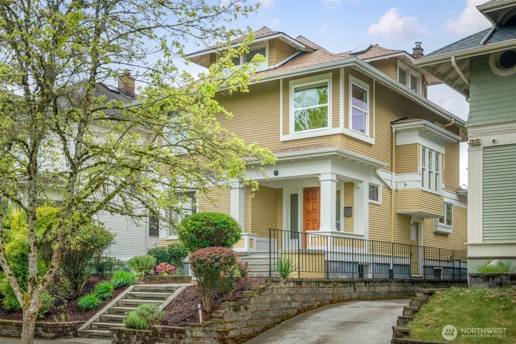 Photo of 153 29th Avenue, Seattle, WA 98122 (MLS # 2366592)