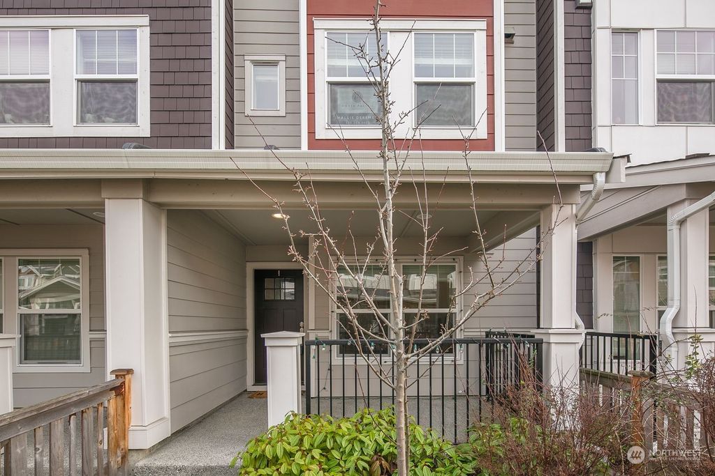 Photo of 3320 SW Graham Street #302, Seattle, WA 98126 (MLS # 2034960)