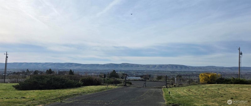 8601 Scenic Drive