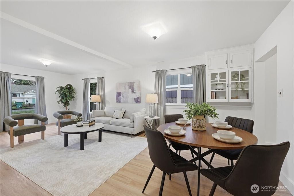 Photo of 8127 11th Avenue SW, Seattle, WA 98106 (MLS # 2489500)