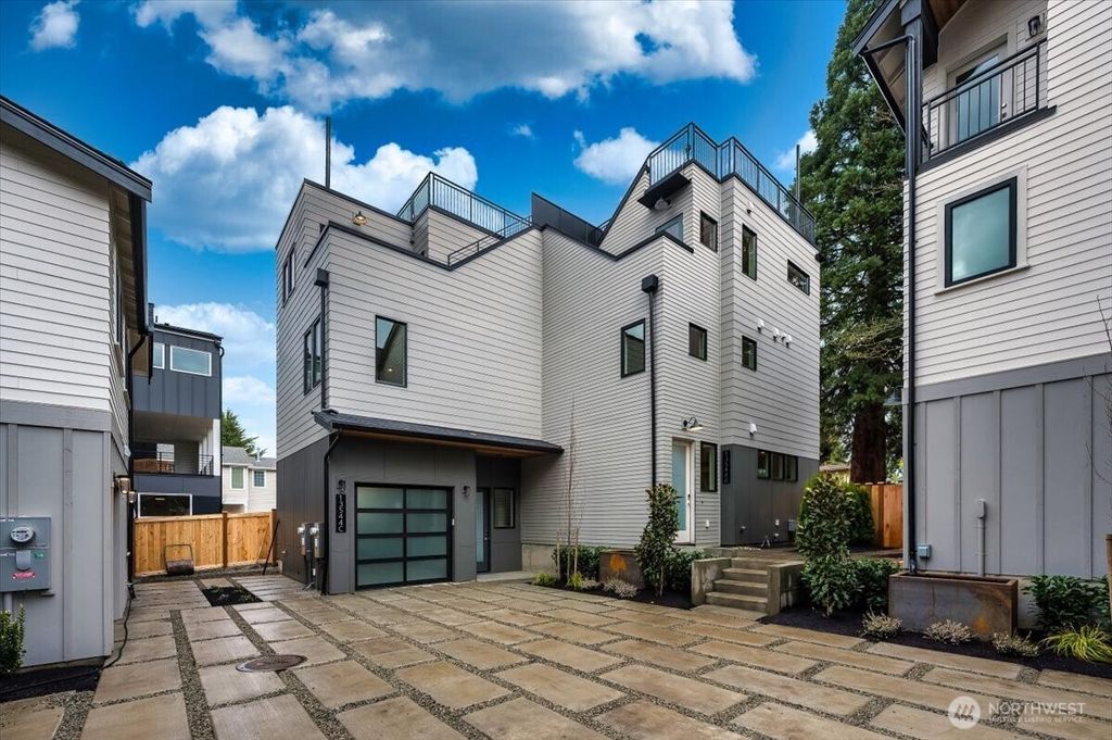 Photo of 13544 39th Avenue NE #B, Seattle, WA 98125 (MLS # 2359944)