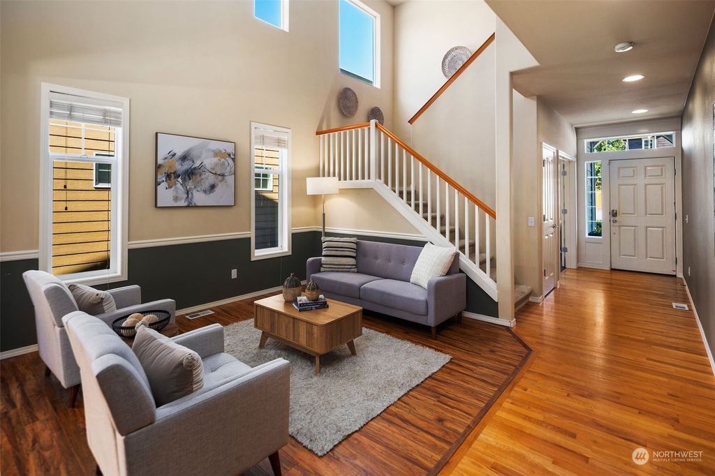 Photo of 14220 20th Place W, Lynnwood, WA 98087 (MLS # 2247324)