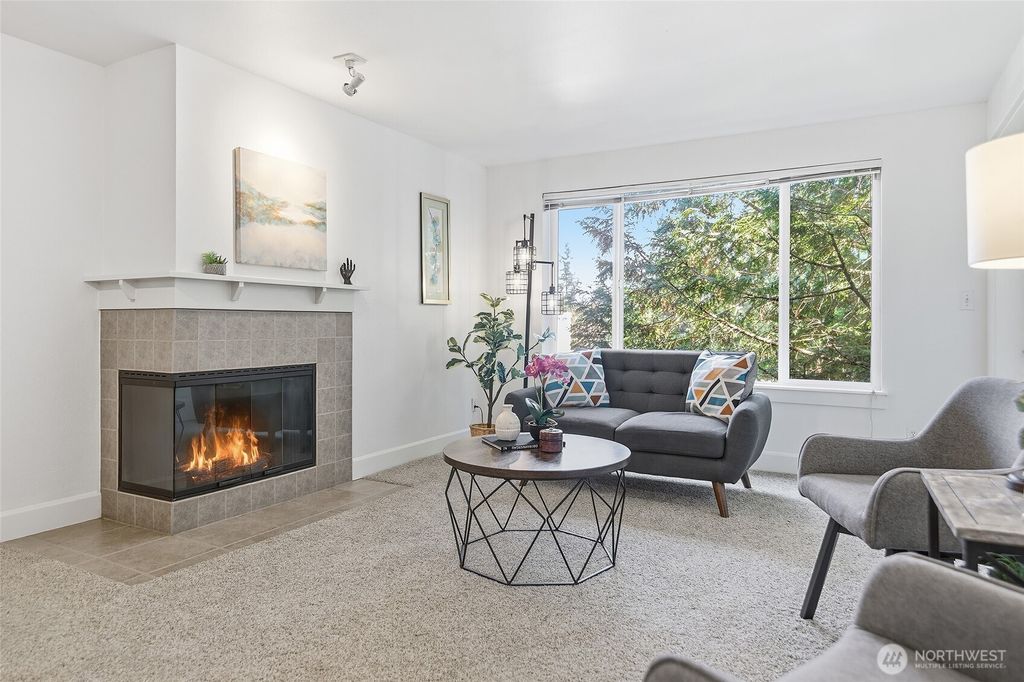 Photo of 300 N 130th Street W #2205, Seattle, WA 98133 (MLS # 2527097)