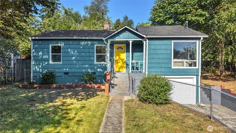 Photo of 1527 Bloomington Avenue, Bremerton, WA 98312 (MLS # 2564482)