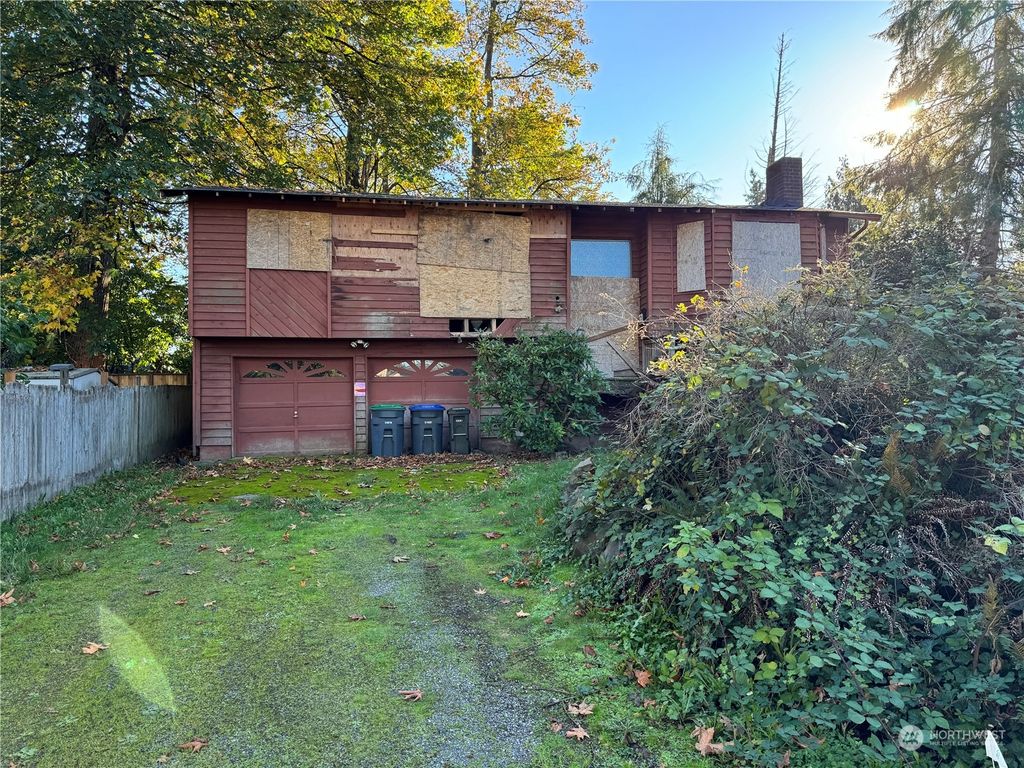 Photo of 21665 SE 266th Street, Maple Valley, WA 98038 (MLS # 2175253)