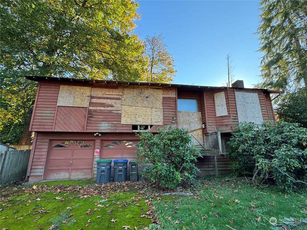 Photo of 21665 SE 266th Street, Maple Valley, WA 98038 (MLS # 2175253)