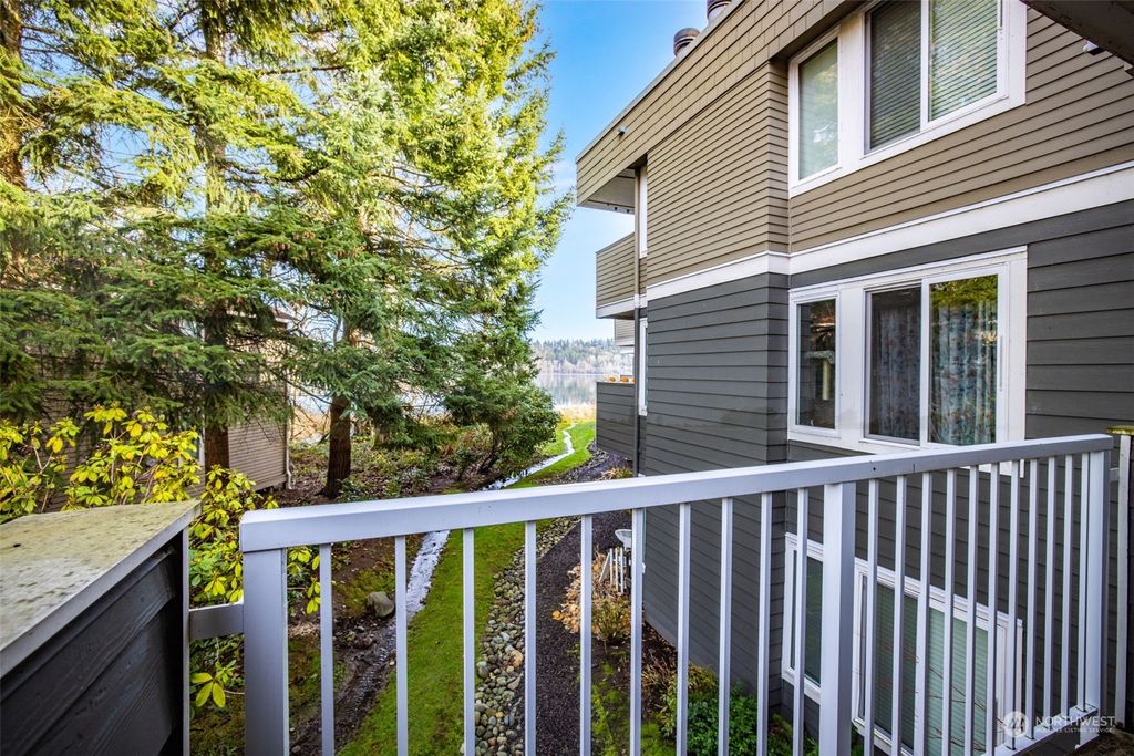 Photo of 4214 W Lake Sammamish Parkway NE #204, Redmond, WA 98052 (MLS # 2318605)