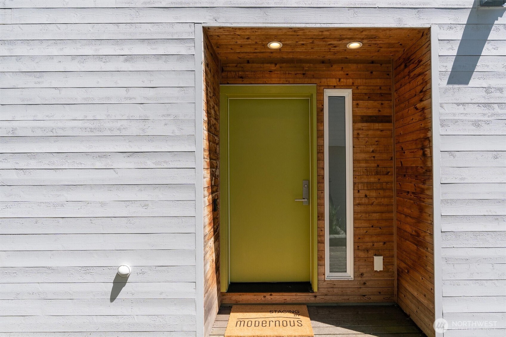 3642 Interlake Avenue N