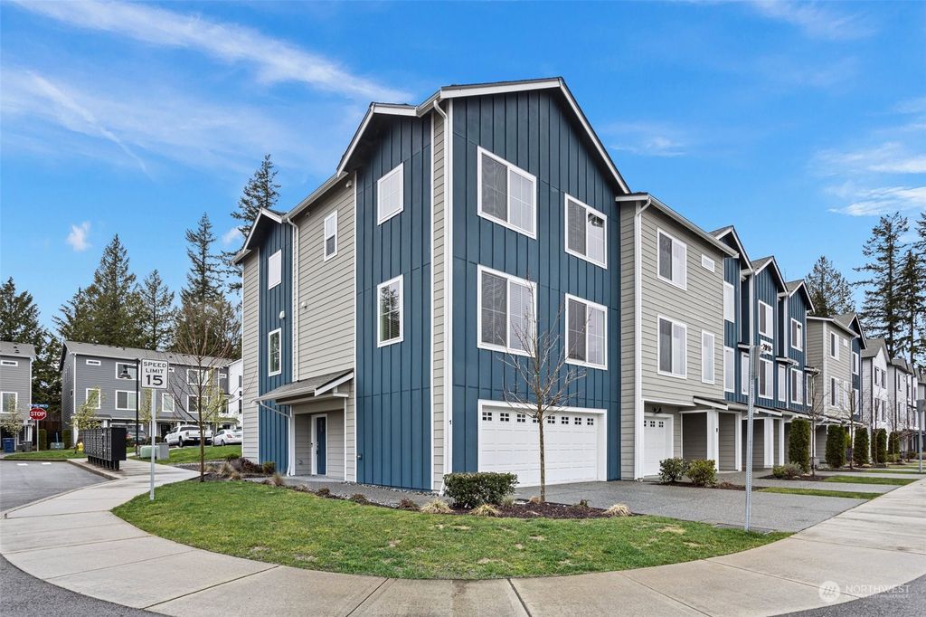 Photo of 2010 101st Avenue SE #1, Lake Stevens, WA 98258 (MLS # 2215412)