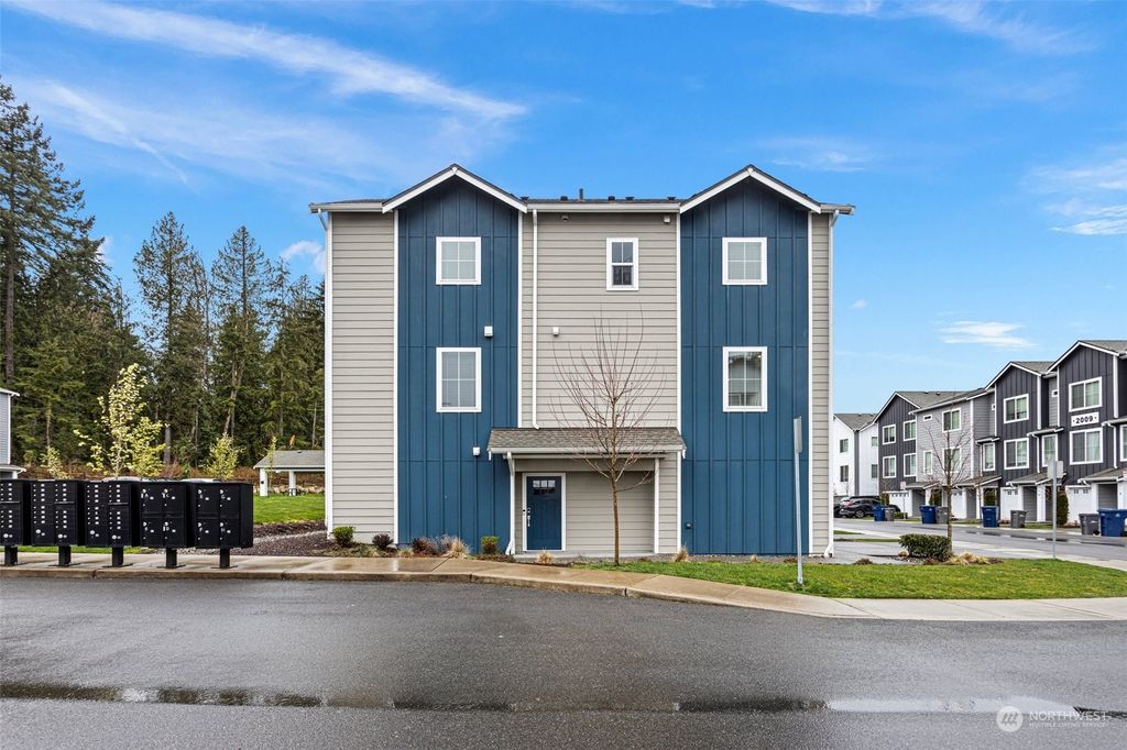 Photo of 2010 101st Avenue SE #1, Lake Stevens, WA 98258 (MLS # 2215412)