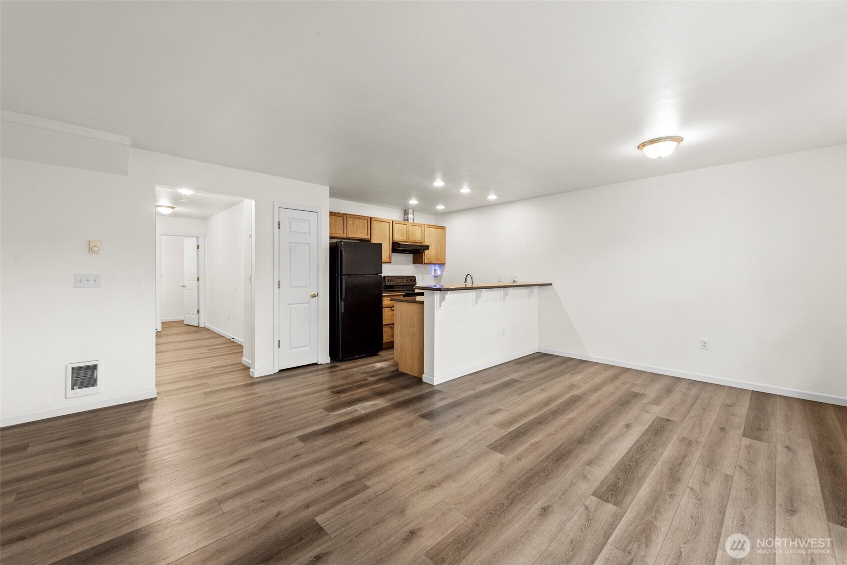 4328 S Lawrence Street A & B