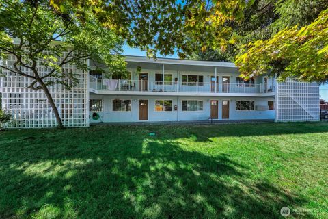 Photo of 301 S 82nd Street, Tacoma, WA 98408 (MLS # 2409301)