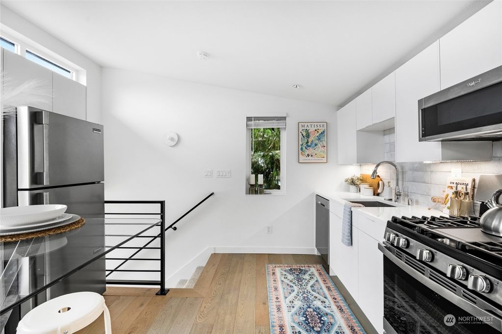 Photo of 4025 Williams Avenue W, Seattle, WA 98199 (MLS # 2323460)