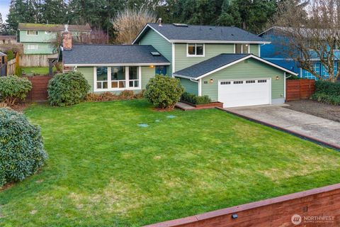 Photo of 5055 Sherlyn Avenue SE, Port Orchard, WA 98367 (MLS # 2481794)