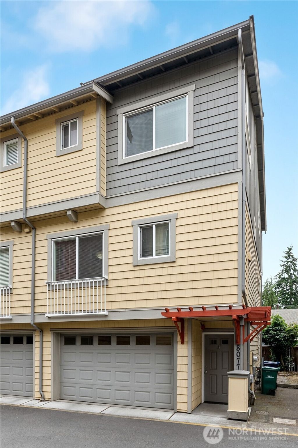 Photo of 8077 165th Lane NE, Redmond, WA 98052 (MLS # 2408240)