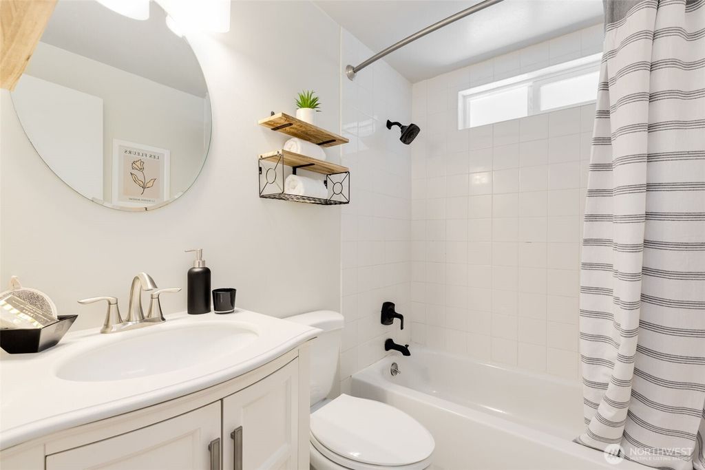 listing image 9367640686356578516