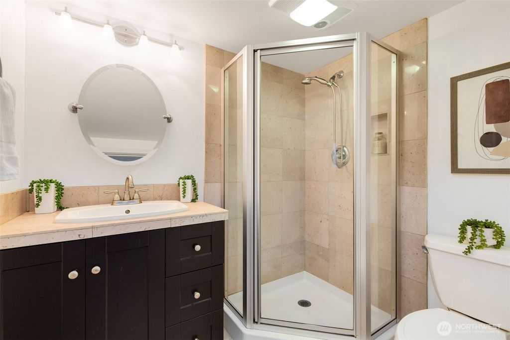 listing image 9363687780117525894