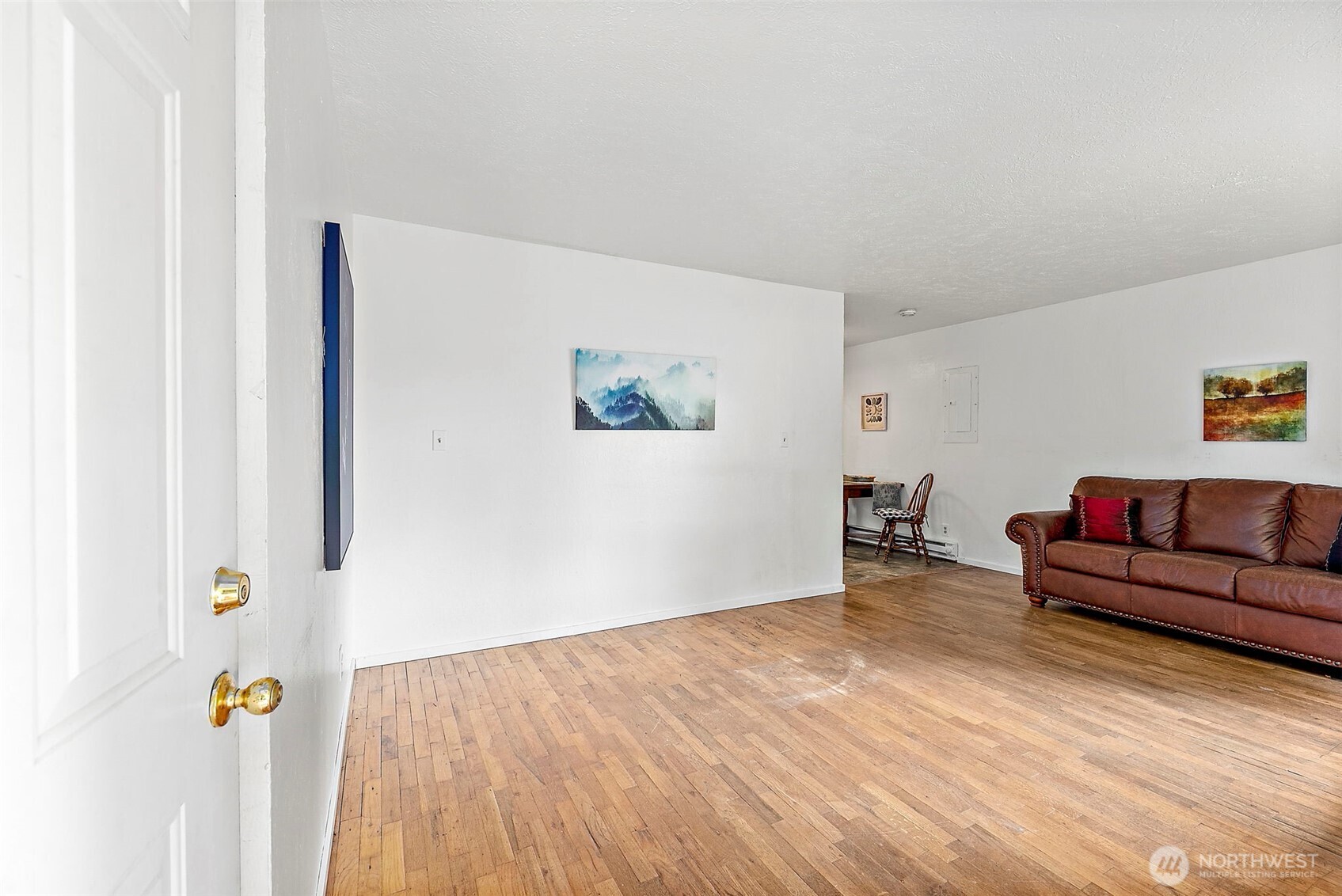 8813 Old Highway 99 SE
