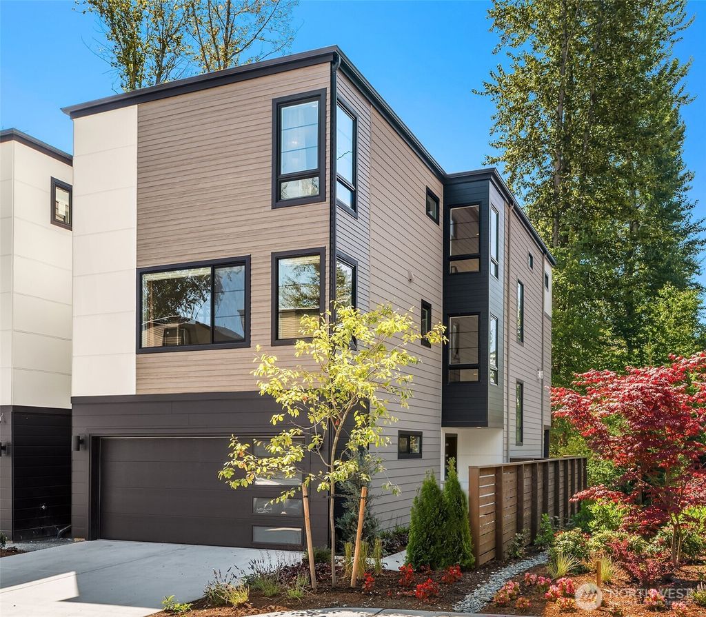 Photo of 14821 Site 11 NE 2nd Court, Bellevue, WA 98007 (MLS # 2459791)