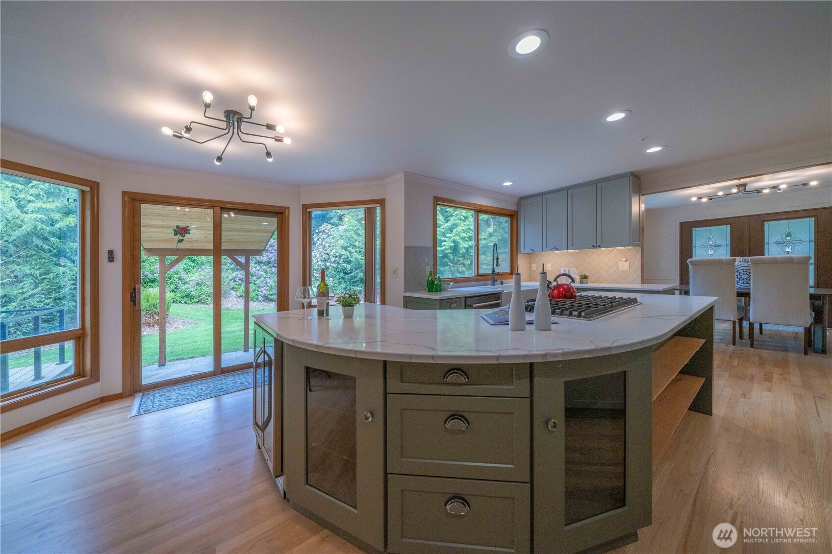 18118 236th Avenue NE