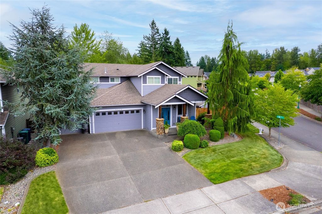 Photo of 6610 Elaine Avenue SE, Auburn, WA 98092 (MLS # 2434018)