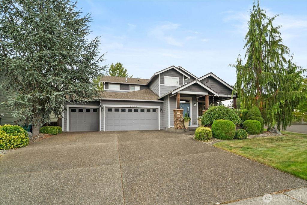 Photo of 6610 Elaine Avenue SE, Auburn, WA 98092 (MLS # 2434018)