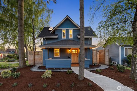 Photo of 2773 44th Avenue SW #A, Seattle, WA 98116 (MLS # 2521766)