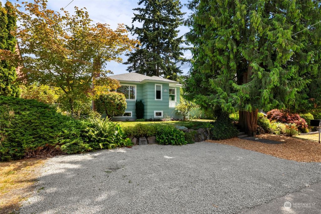 Photo of 11208 Evanston Avenue N, Seattle, WA 98133 (MLS # 2268747)