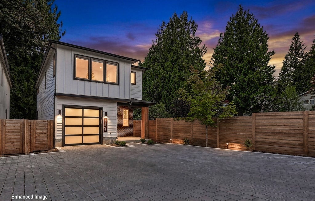 Photo of 11249 108th Avenue NE, Kirkland, WA 98033 (MLS # 2596275)