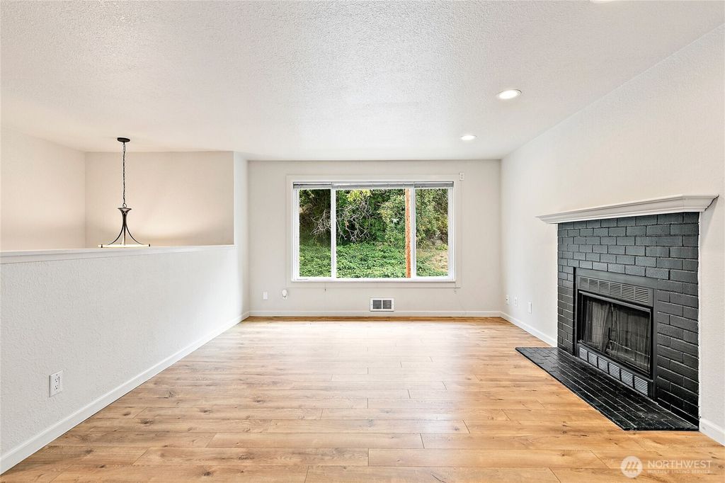 Photo of 4133 23rd Avenue SW, Seattle, WA 98106 (MLS # 2429805)