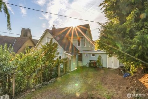 Photo of 1131 16th Street, Bellingham, WA 98225 (MLS # 2444236)