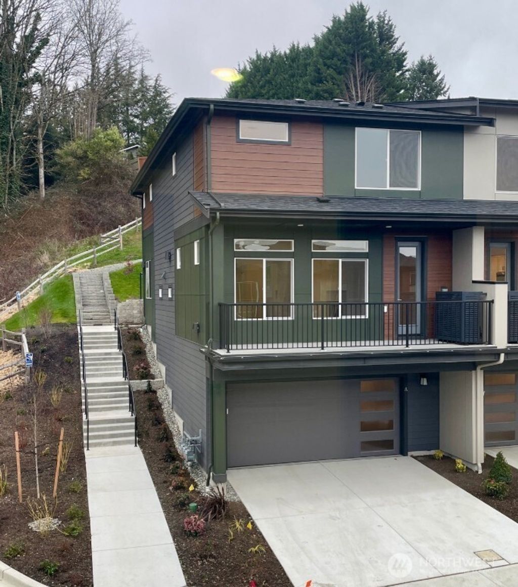 Photo of 13210 NE 127th Way #A, Kirkland, WA 98034 (MLS # 2485607)