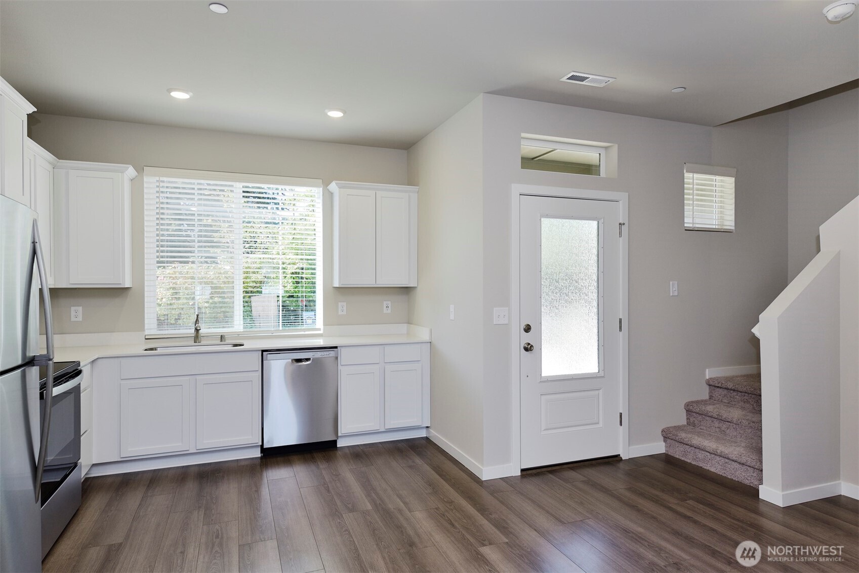 1219 E 53rd Street
