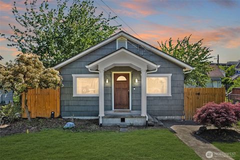 Photo of 1507 S M Street, Tacoma, WA 98405 (MLS # 2520400)
